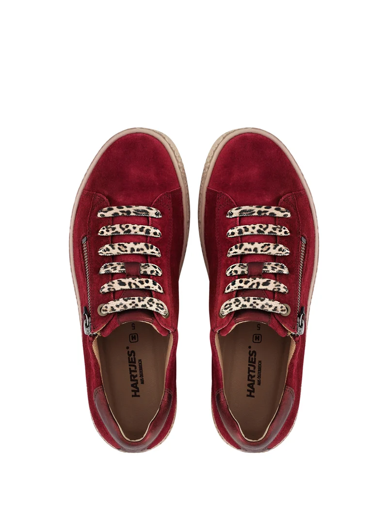 1621401 CARDINAL RED
