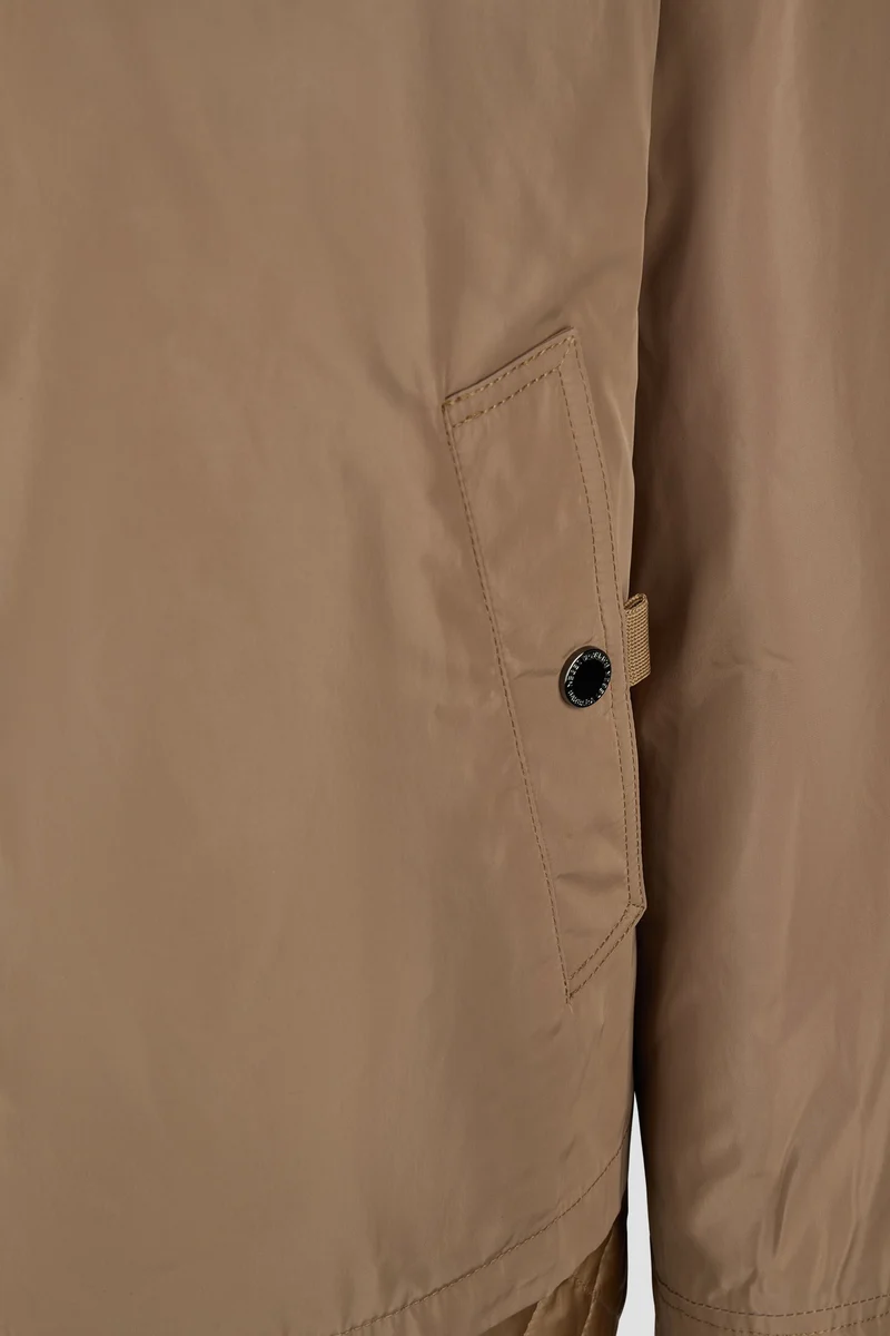 Jacke m Kapuze