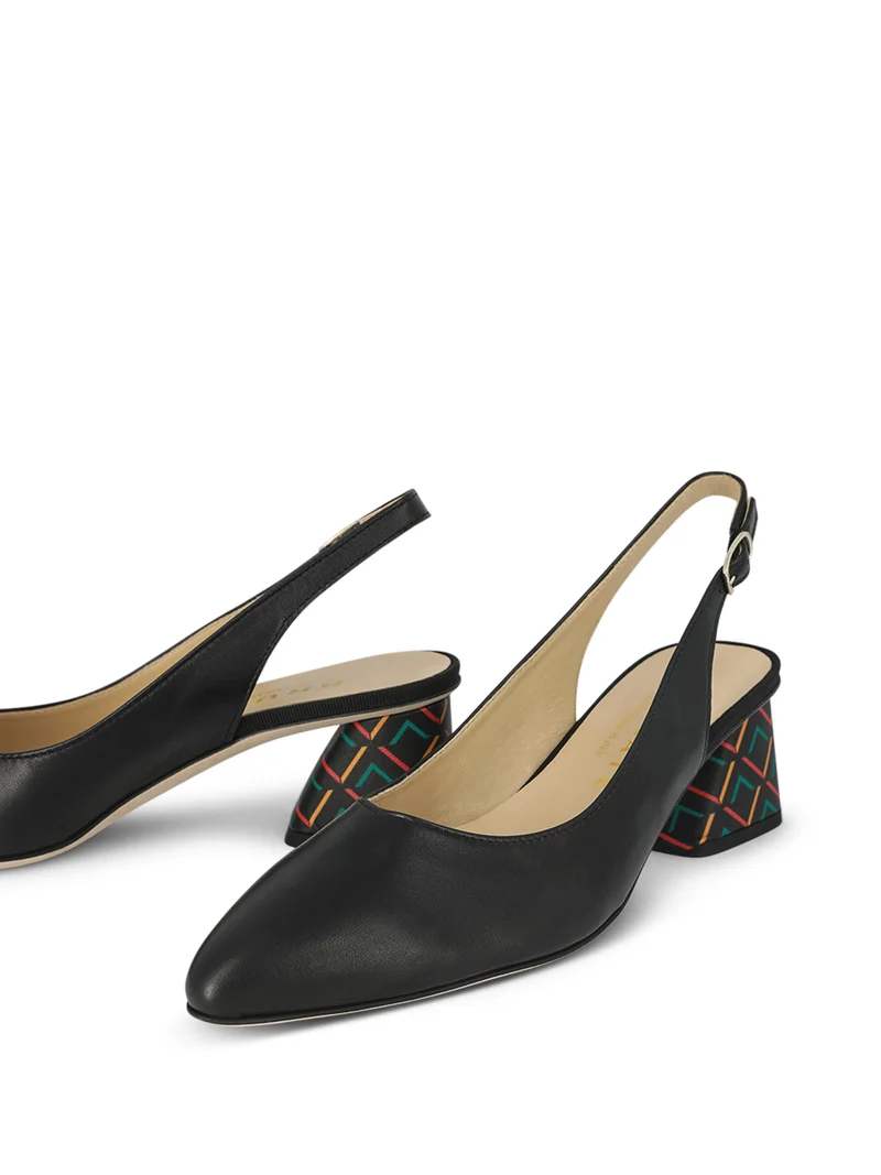 BASQUE BLACK
