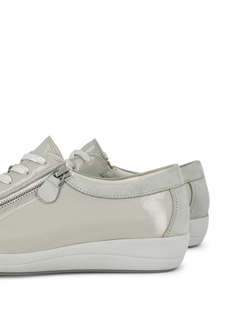 COAST PEARL