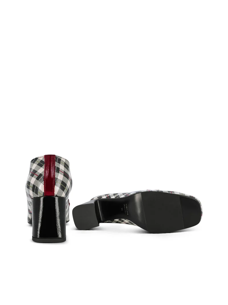 LAKON BLACK~CREAM