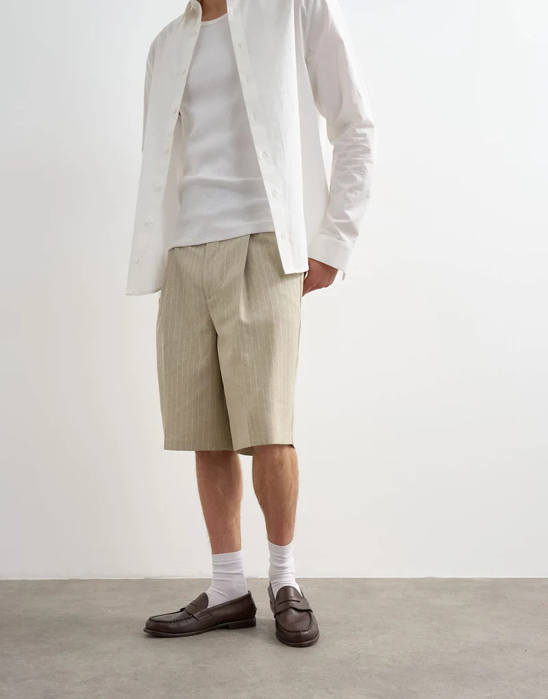 Topman wide leg stripe short in stone