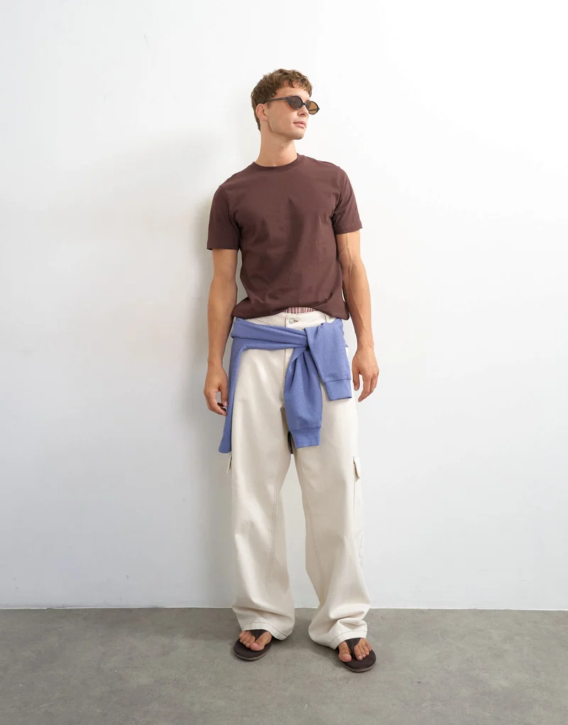 Topman classic fit t-shirt in chocolate