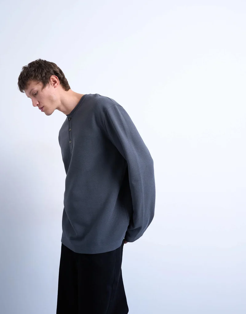 Topman premium relaxed fit heavyweight waffle henley in grey