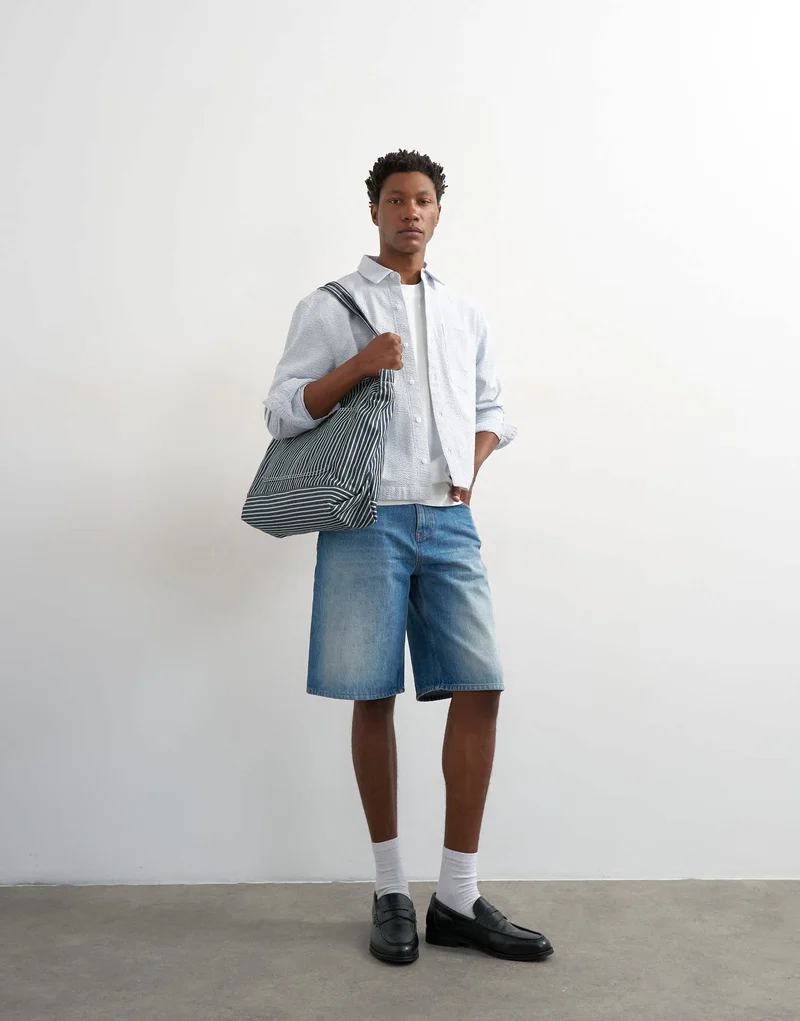Topman relaxed fit crop seersucker shirt in light blue