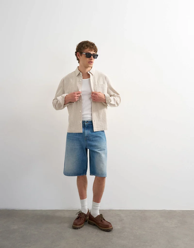 Topman relaxed fit crop seersucker shirt in stone