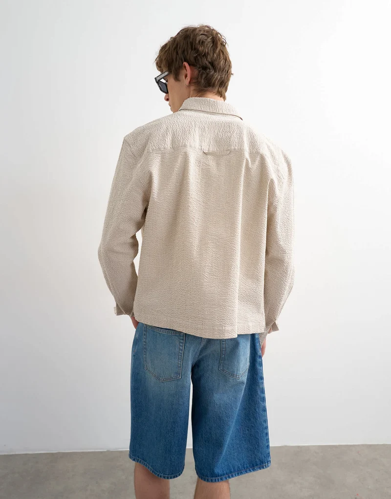 Topman relaxed fit crop seersucker shirt in stone