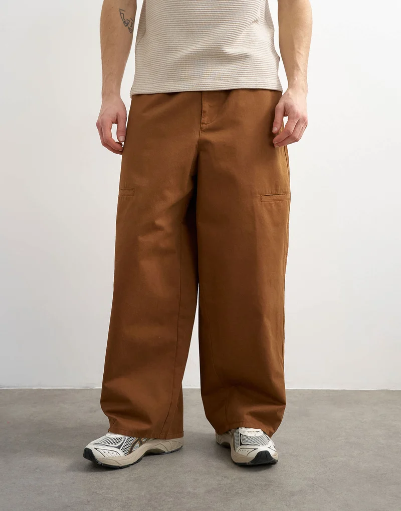 Topman baggy fit trousers with side pockets in brown