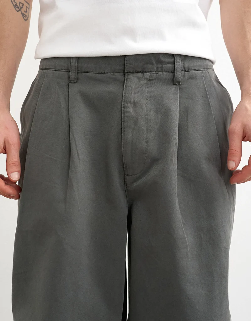 Topman baggy fit trousers with pleats in khaki