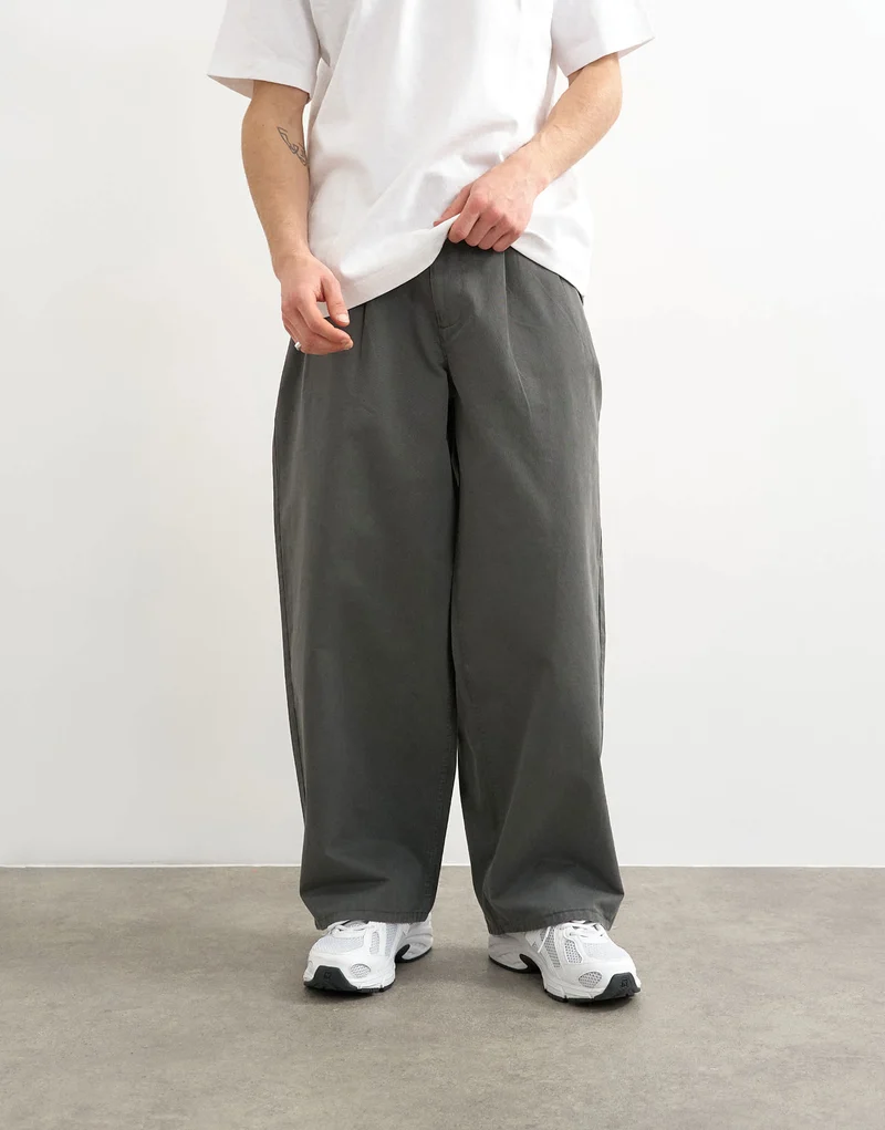 Topman baggy fit trousers with pleats in khaki