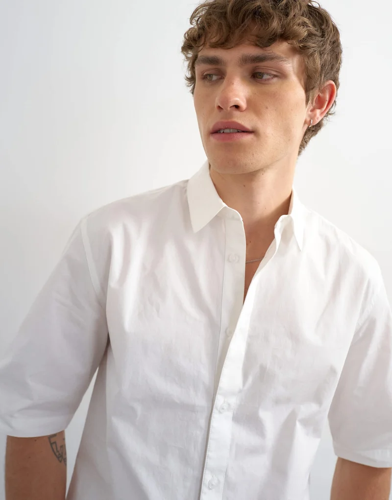Topman relaxed fit crop poplin short sleeve shirt in white
