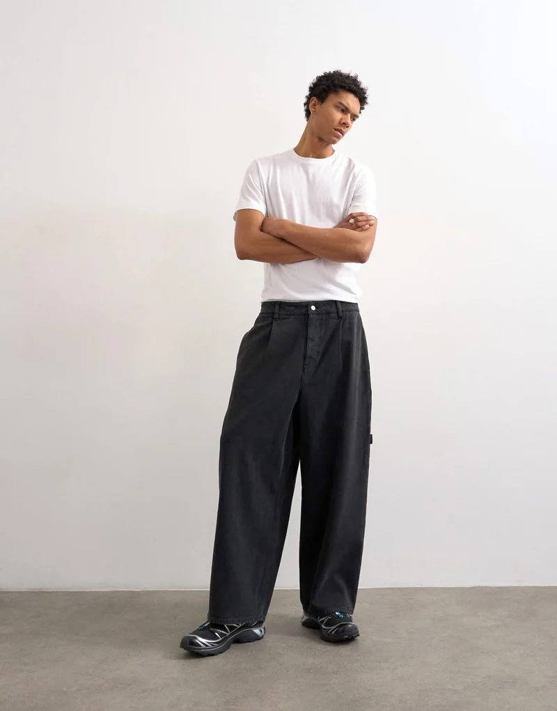 Topman barrel twill carpenter in black