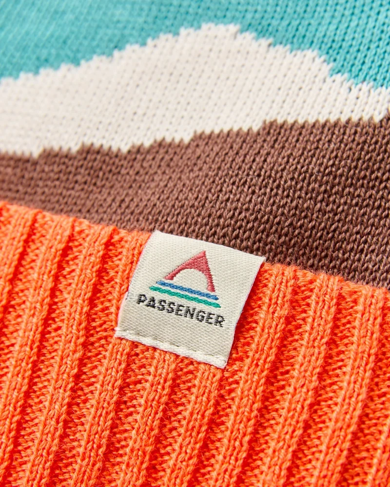 PASSENGER Scenic Bobble Beanie scenic chestnut