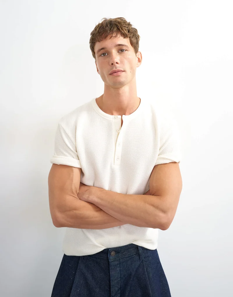 Topman classic fit short sleeve waffle henley in ecru