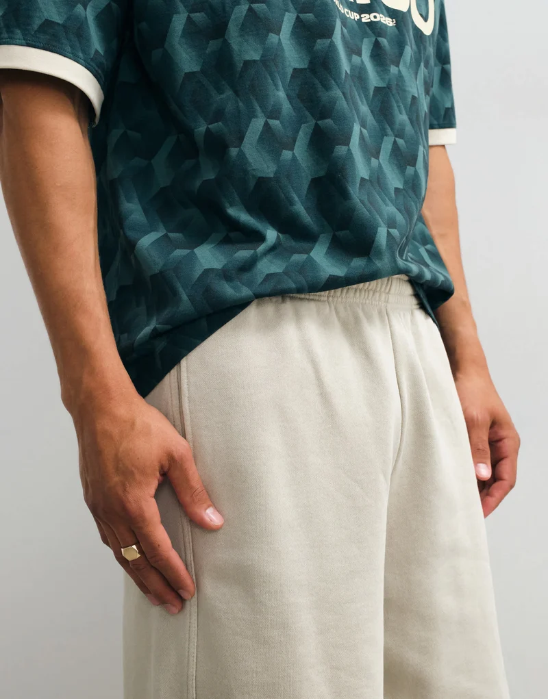 Topman relaxed fit bermuda jogger short in washed stone