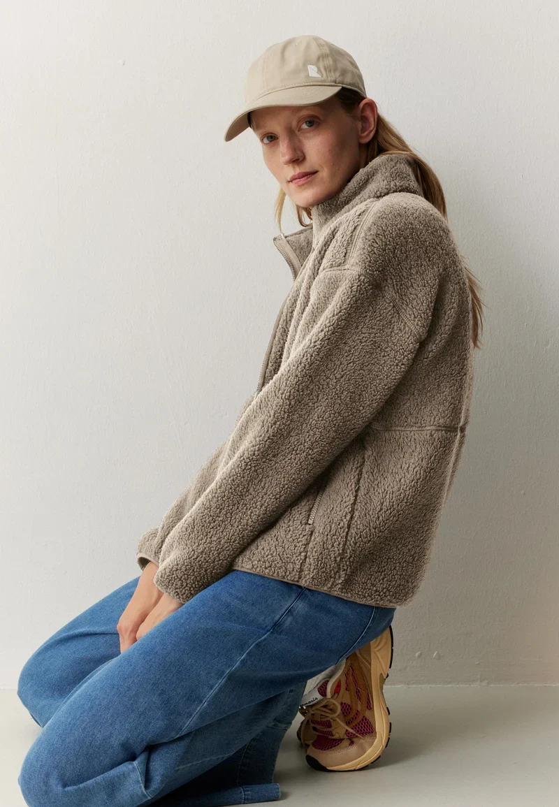 RECOLUTION Fortunella hazel brown