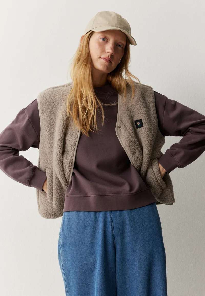 RECOLUTION Fargesia hazel brown