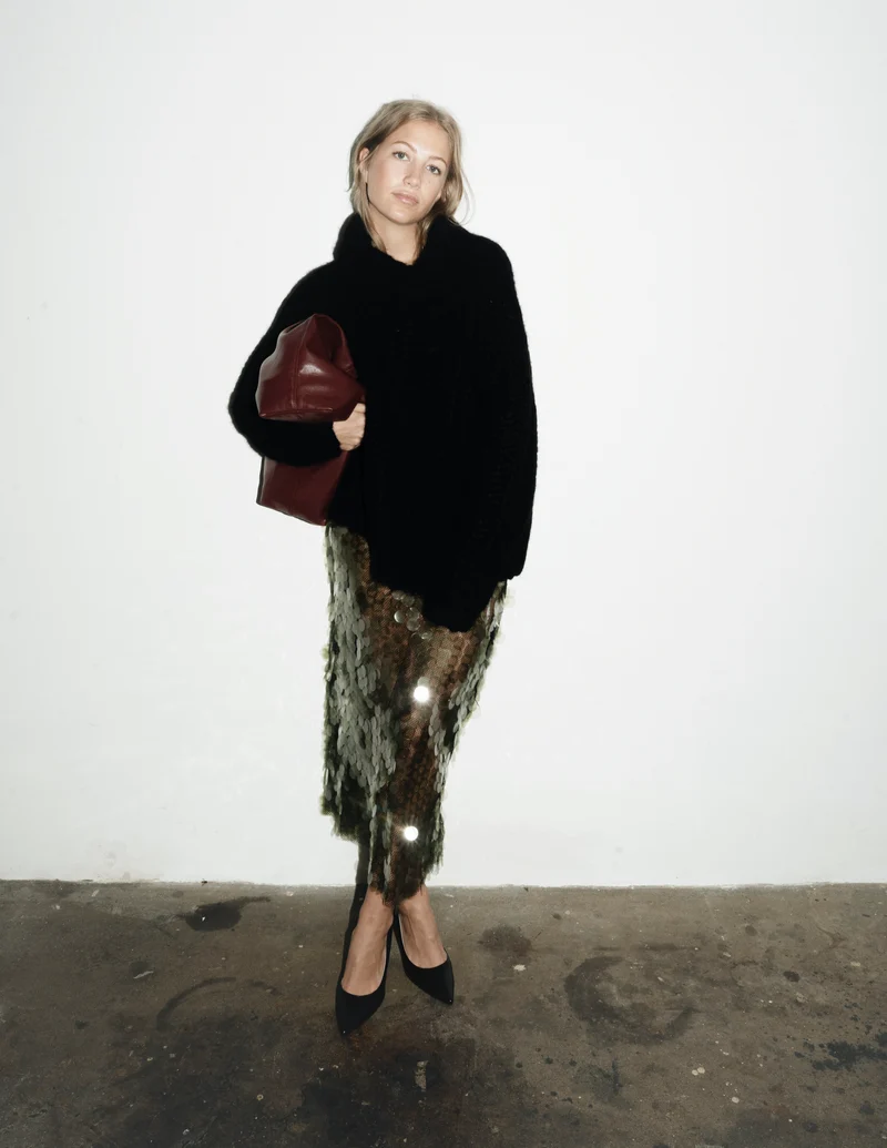 Greta Schwarz Glattleder