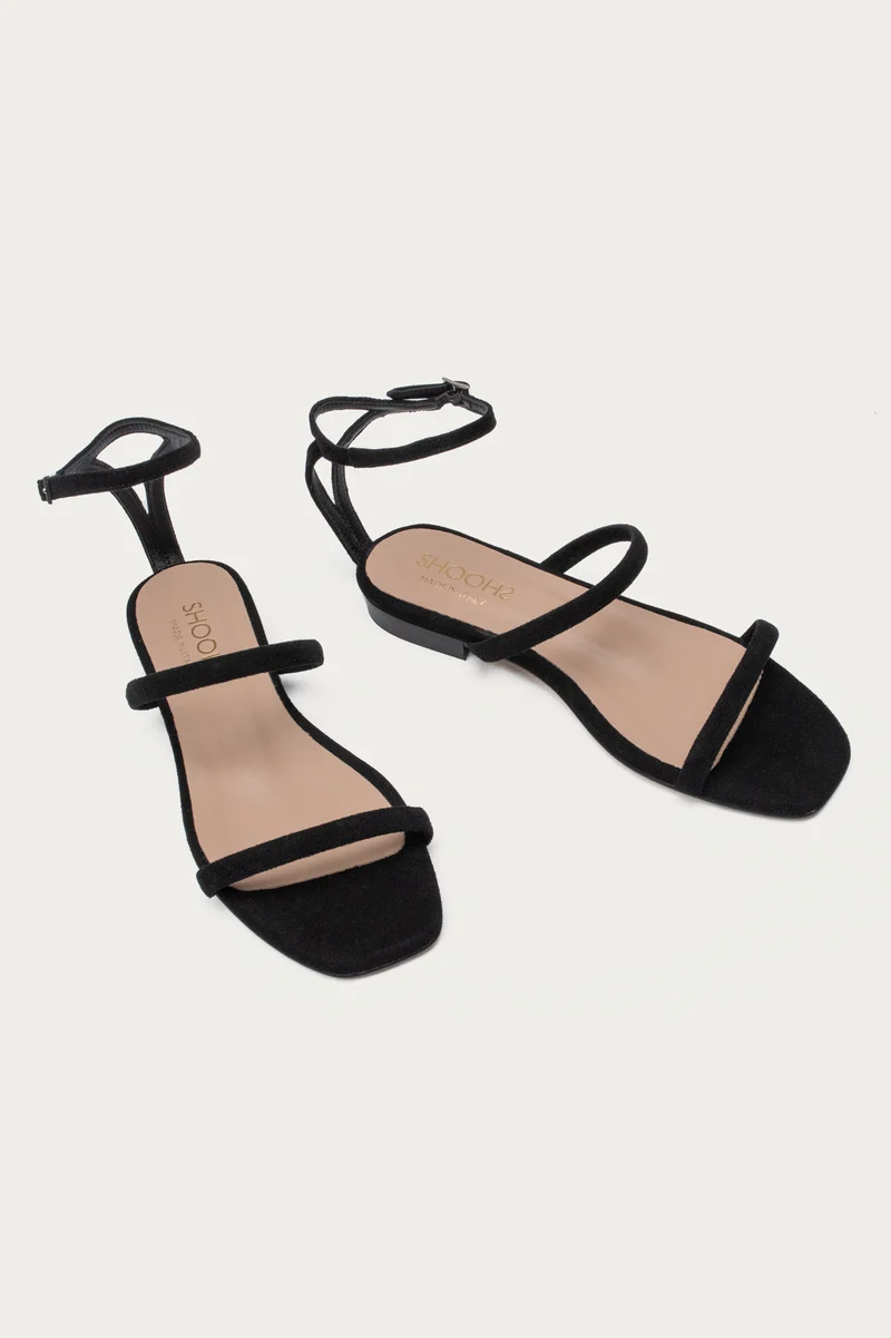 Patty Schwarz Wildleder