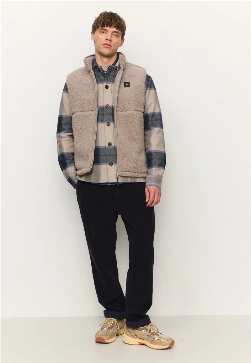 RECOLUTION Teasel hazel brown