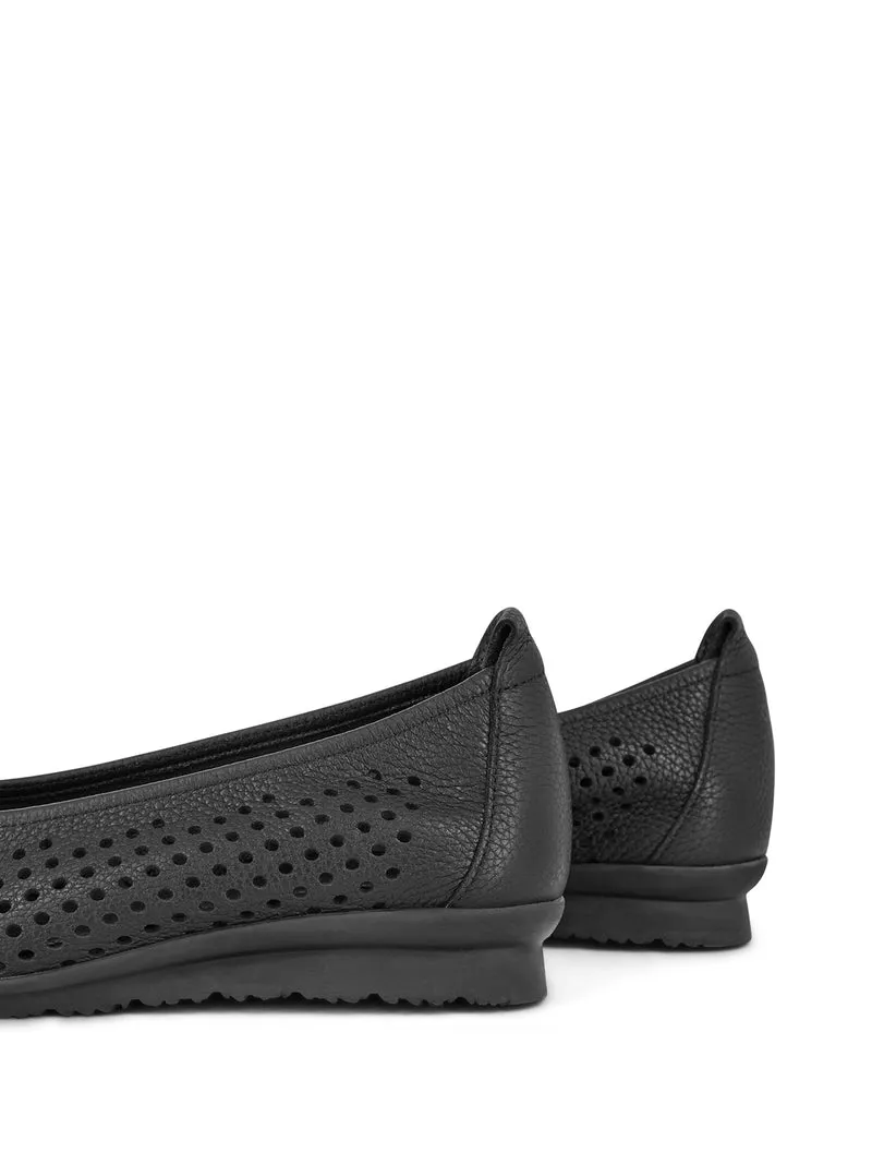 BARRIA BLACK LEA