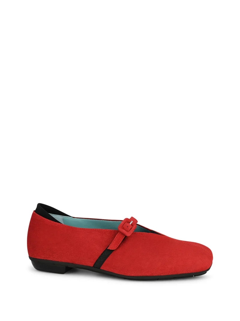 TRAVEL BRIGHT RED