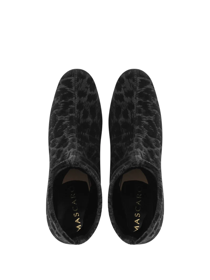 MANGO BLACK