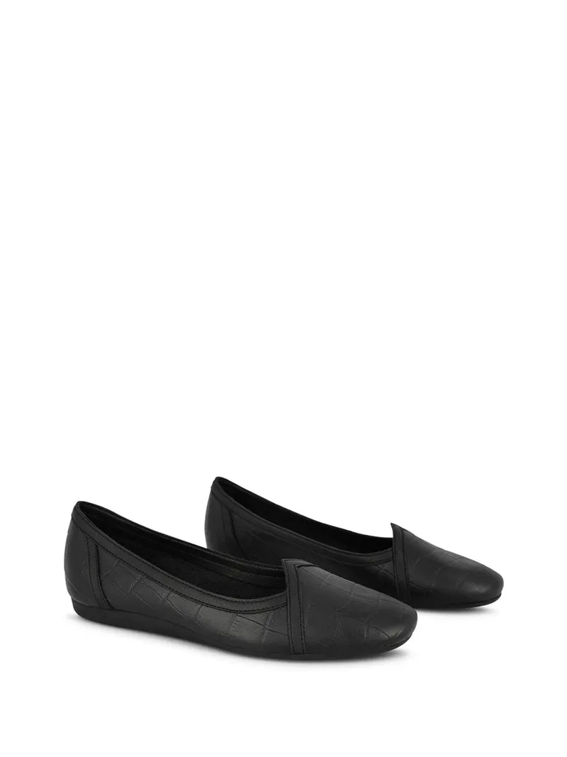 LAKRYE BLACK