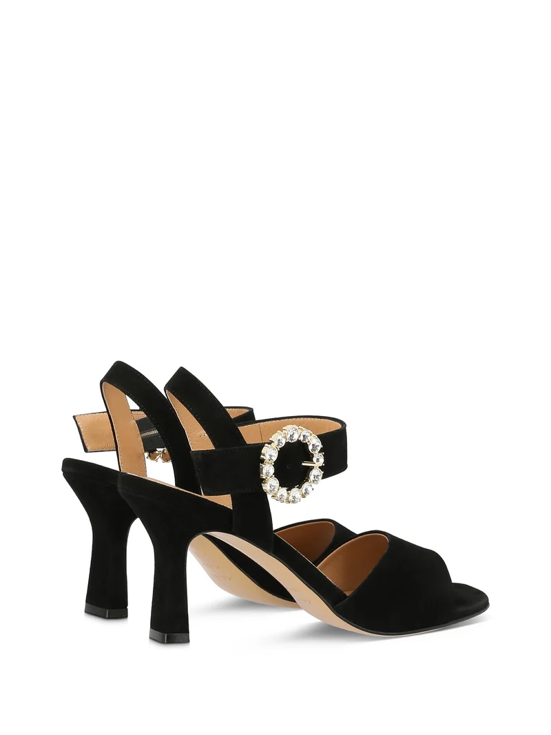 MOLINA BLACK