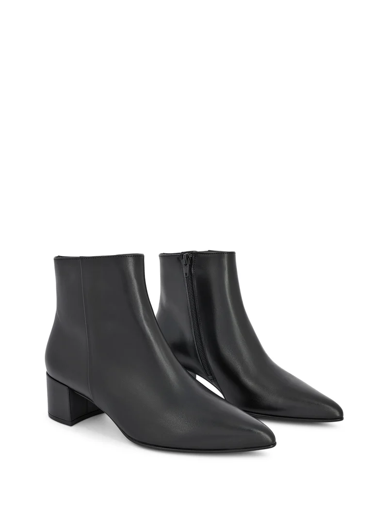 HALSTATT BLACK