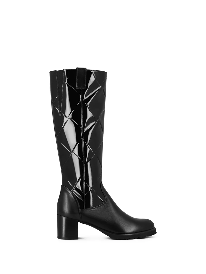 LAKOTA BLACK