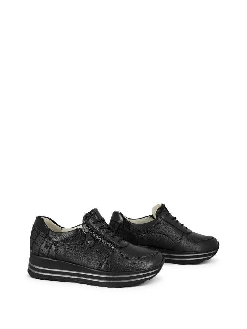 WEARNE BLACK