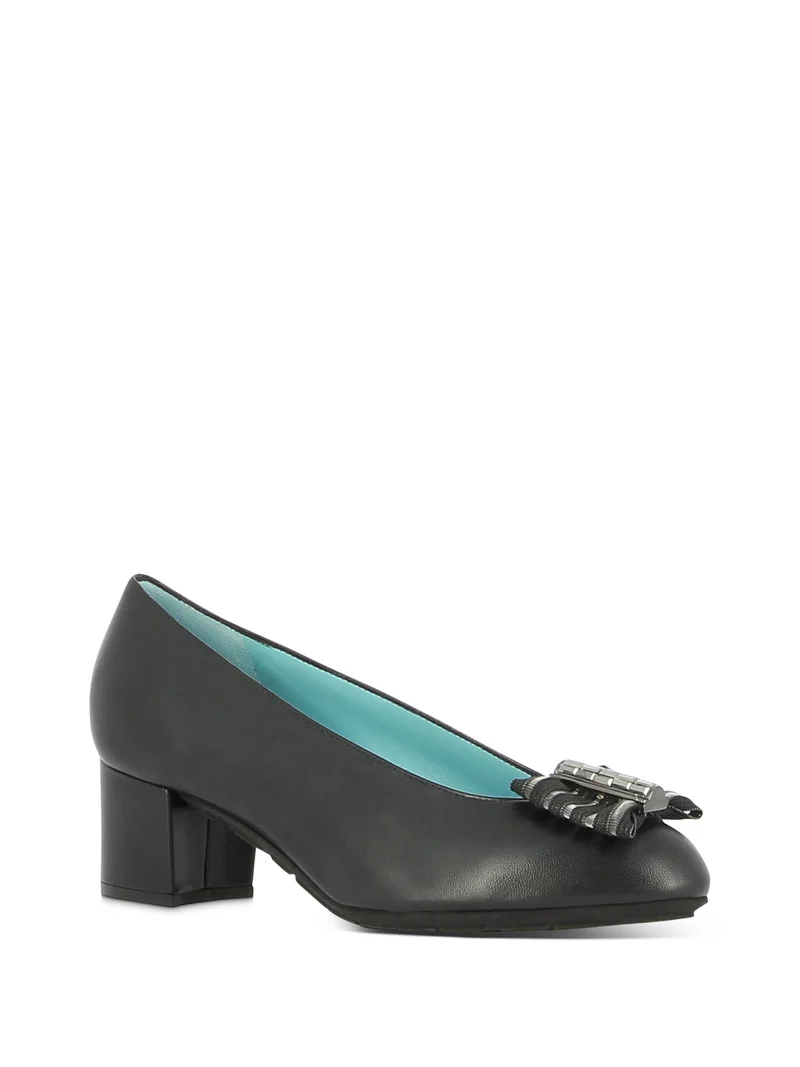TORNIA BLACK