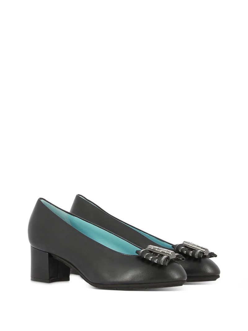 TORNIA BLACK