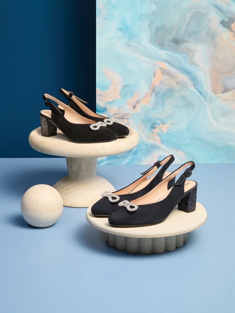 PRESSY BLACK