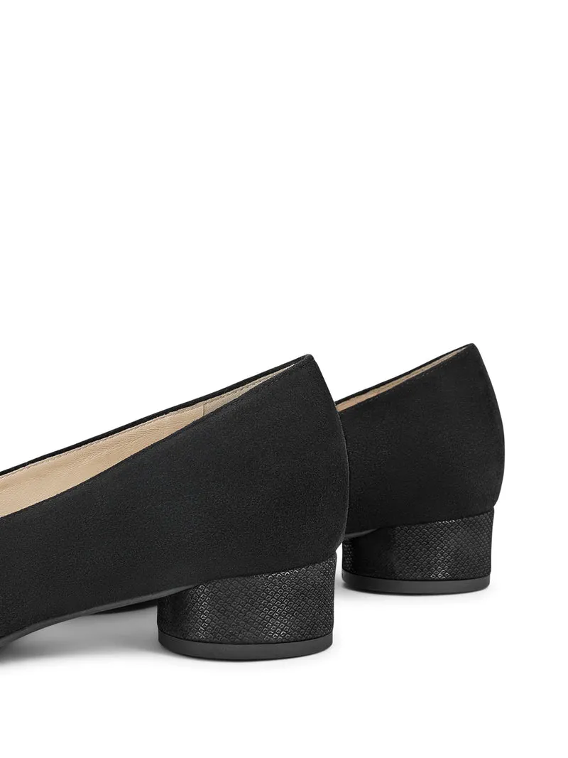 HARMA BLACK