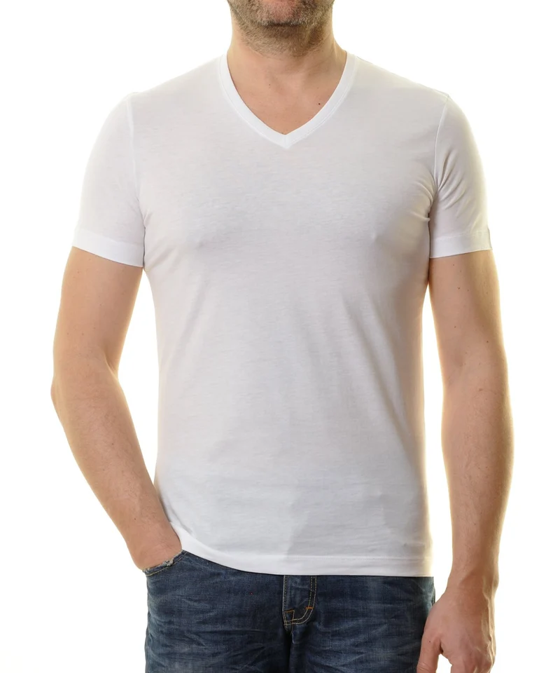 T-Shirt DP V-neck Body Fit