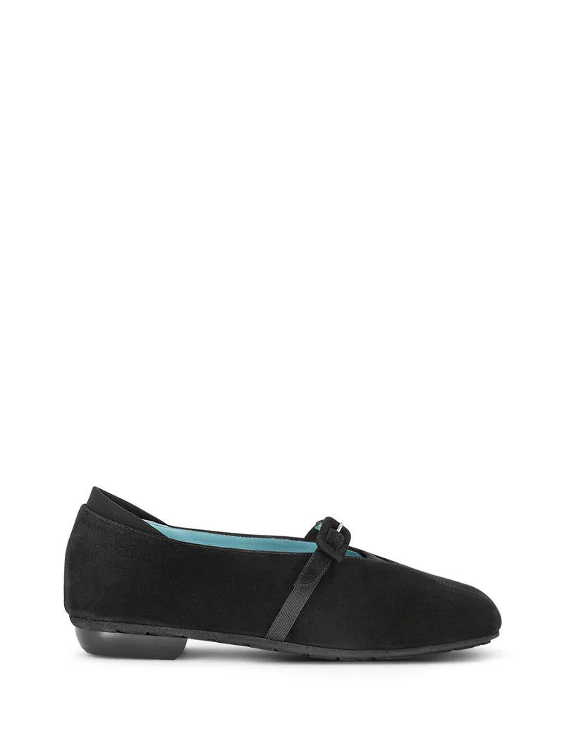 TRAVEL BLACK