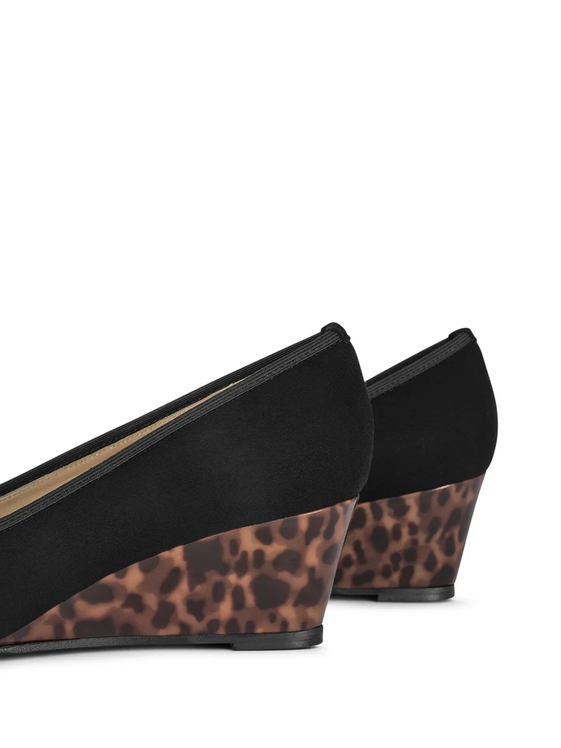 CALICO BLACK~LEOPARD