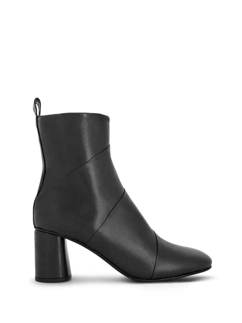 NARLA BLACK