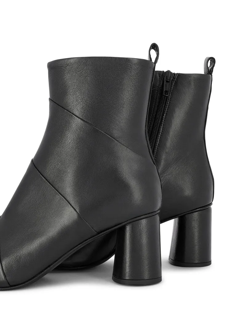 NARLA BLACK