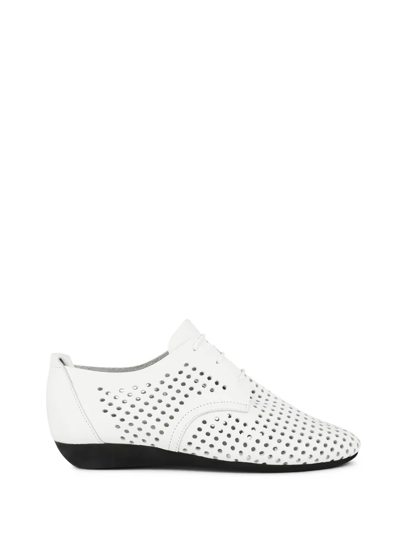 ONYMHI WHITE