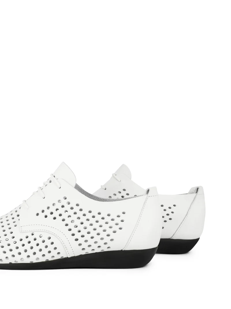 ONYMHI WHITE