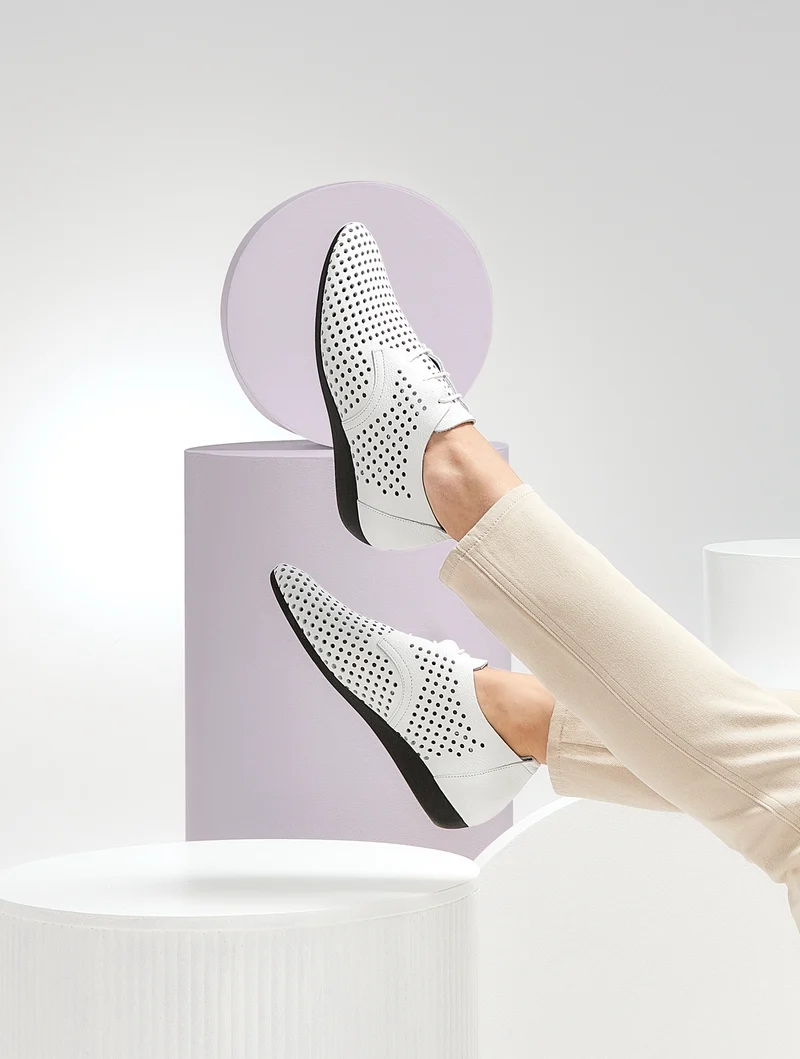 ONYMHI WHITE