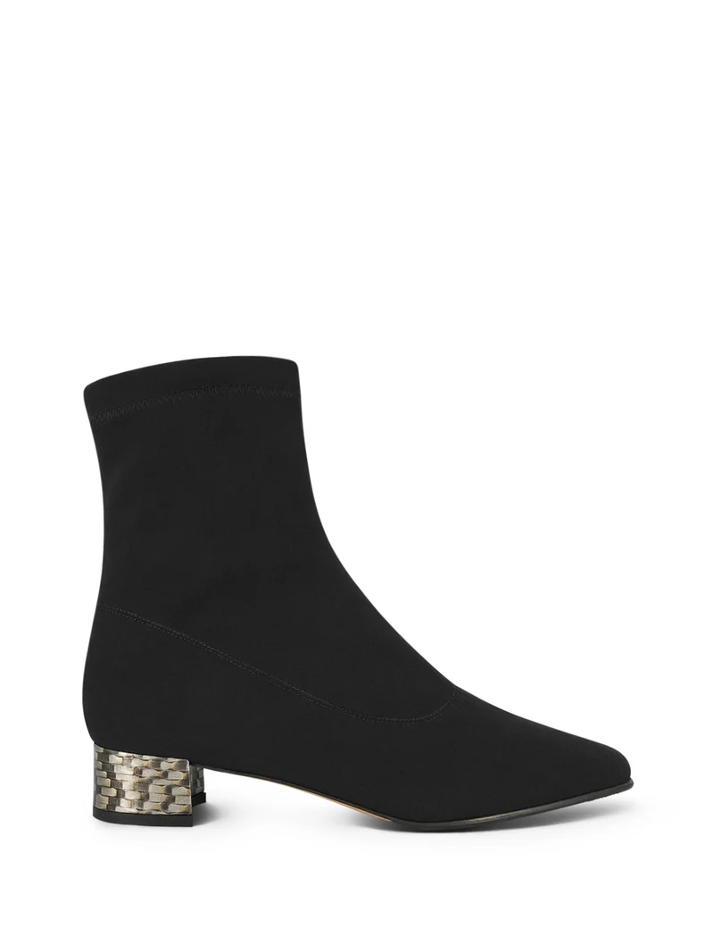 CECINA BLACK