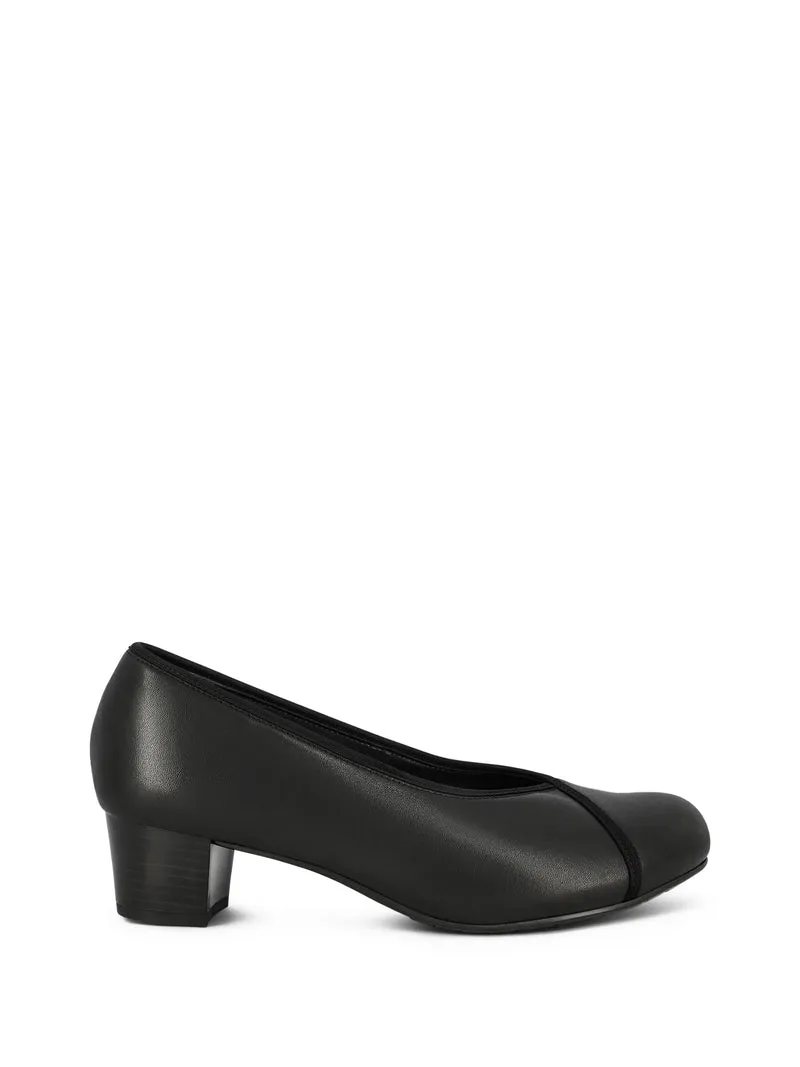 STATELY BLACK LEA