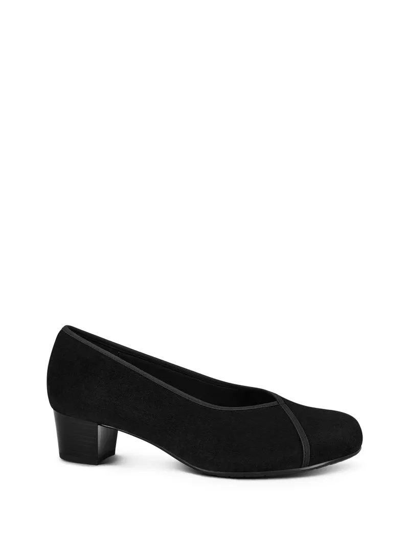 STATELY BLACK