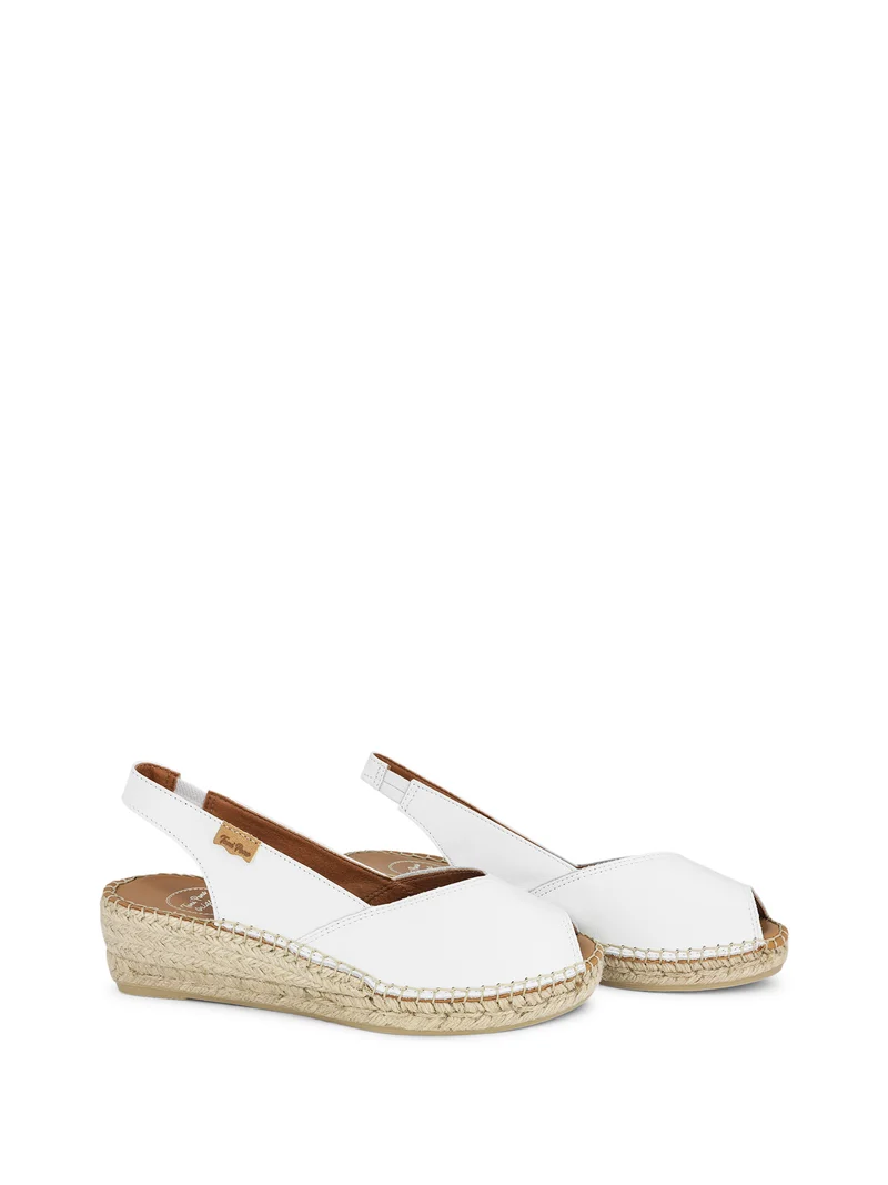 BERNIA WHITE