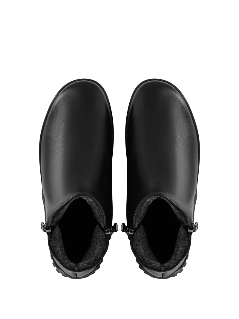 SLOUGH BLACK