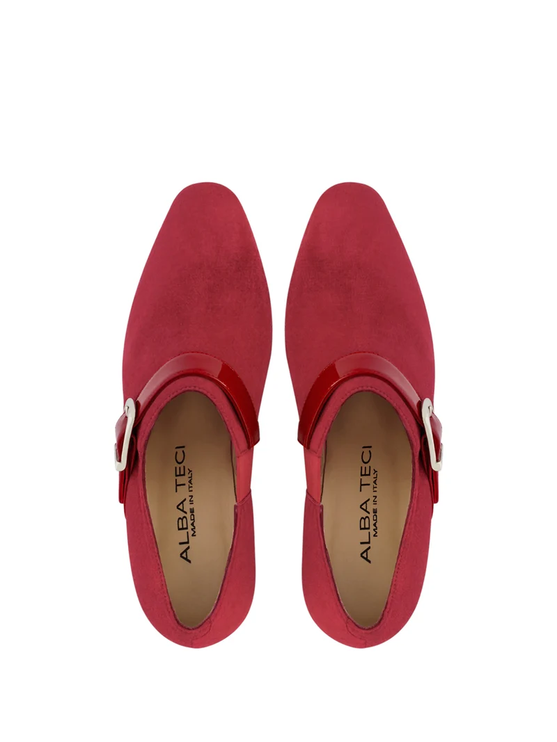 TRUMP RED